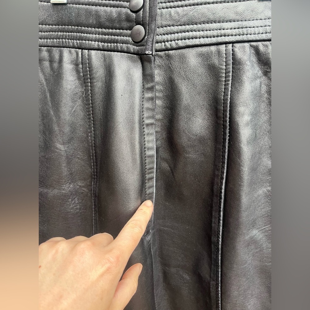 Danier Vintage Leather Skirt - Picture 3 of 7